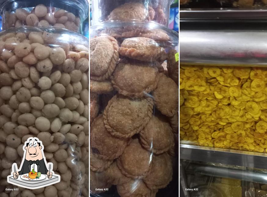 Food at Janatha bakery