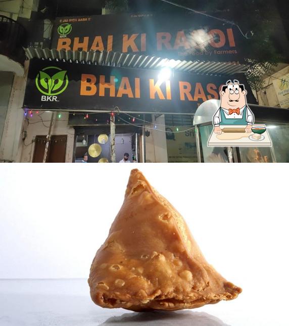 Samosa at Bhai ki Rasoi