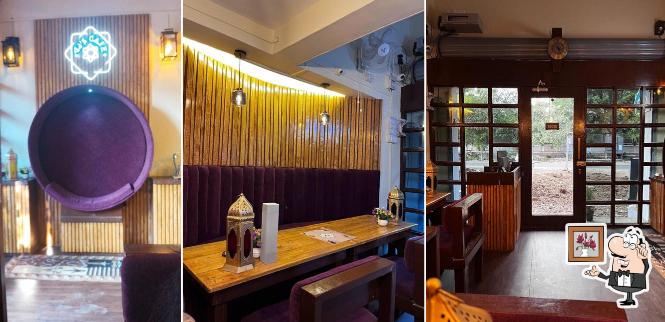 The interior of VJ'S CAFE