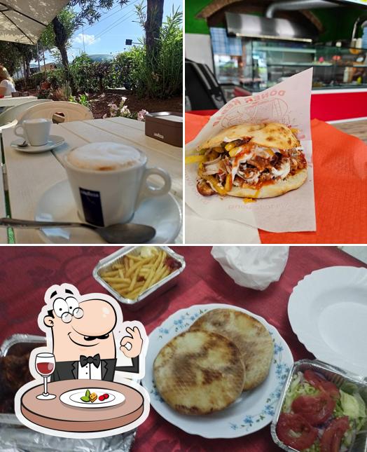 Panino con maiale stirato al Chicken and Chicken