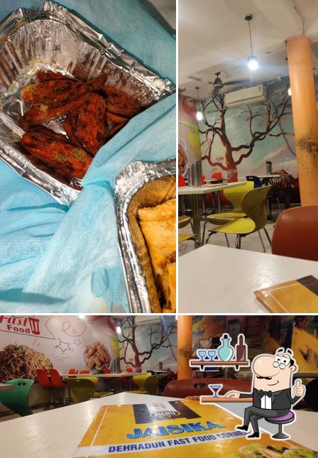 The picture of JAYSIKA’s interior and food
