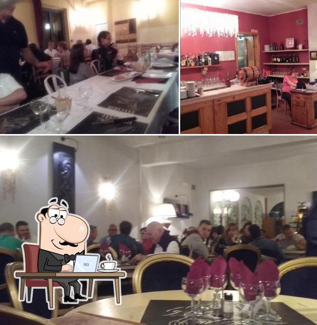 Dai un'occhiata agli interni di Ristorante Pizzeria Meryanna