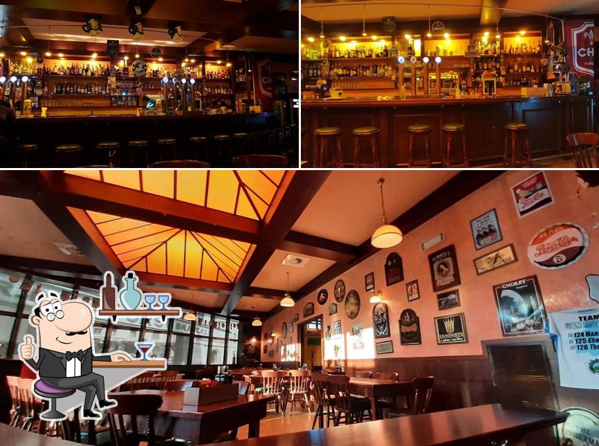 Gli interni di Bowling Pub Rose'n Bowl - Sala Giochi