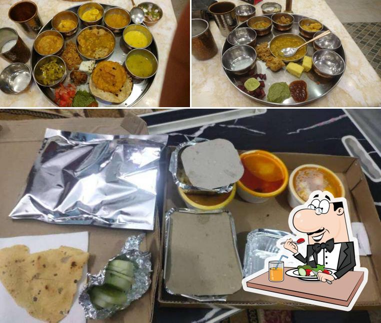Food at Shree Rajbhog