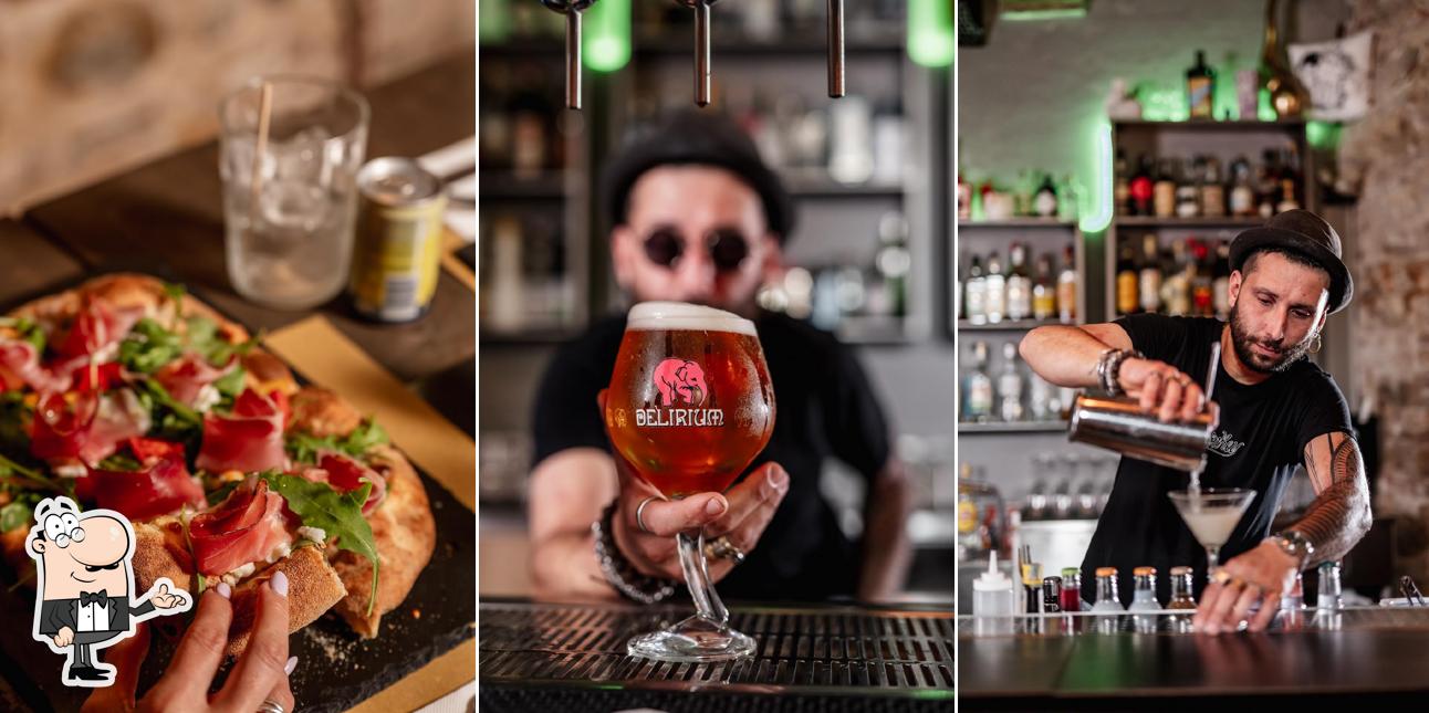 Dai un'occhiata agli interni di Monkey Pub