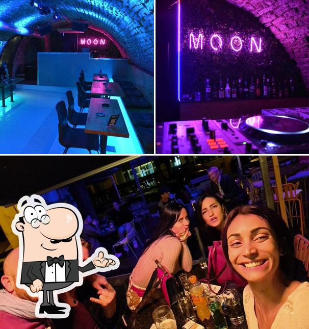 Questa è la immagine che raffigura la interni e nozze di Le Faucon 2.0