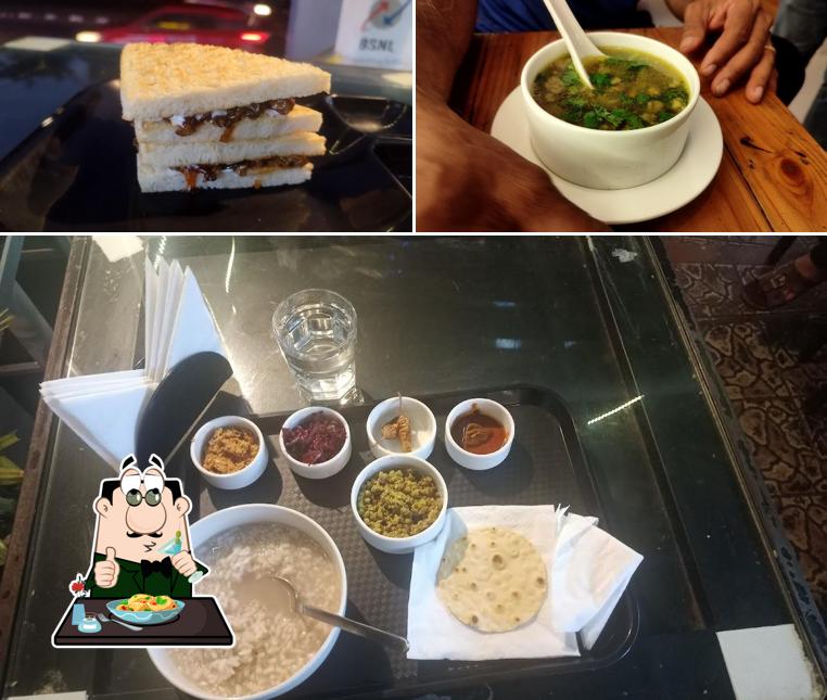 Meals at Kowdiar Hub