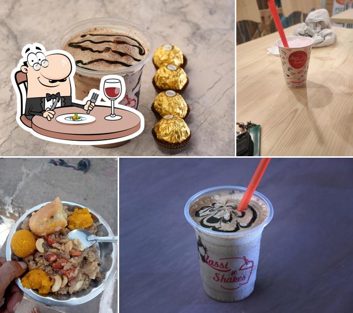 Food at Lassi N Shakes Datia