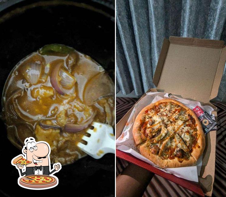 Try out pizza at Swad Station