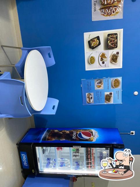 Meals at CF Fresh 100