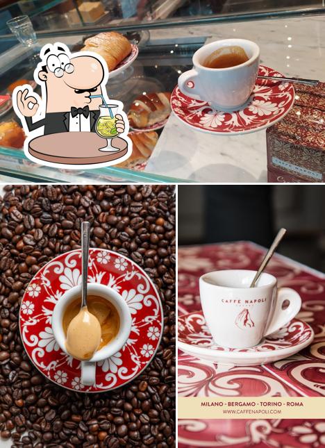 Questa è la foto che mostra la bevanda e dolce di Caffè Napoli - Isola