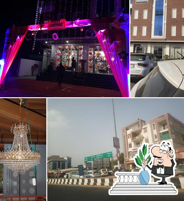 Take a look at the outside part of Hotel Le Grande