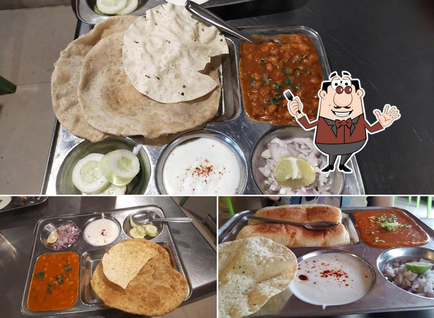 Food at Patil Pavbhaji & Misal