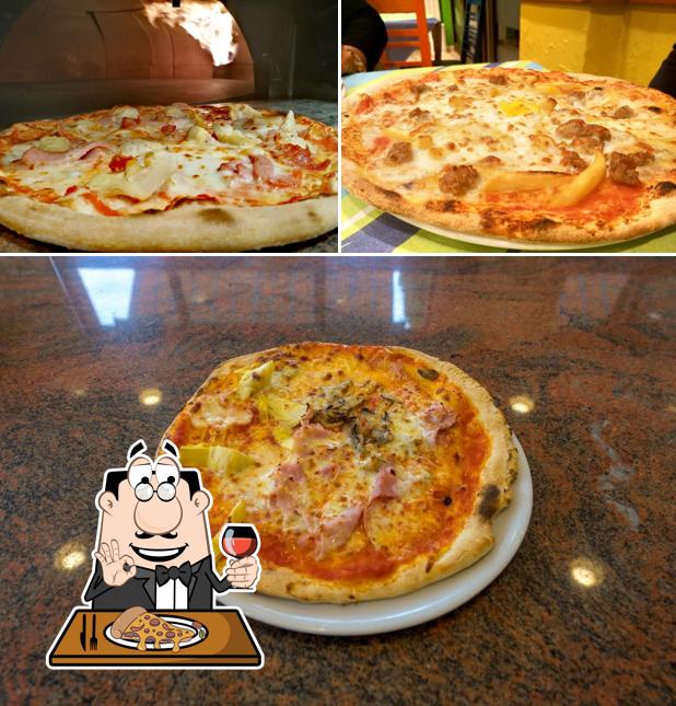Prenditi tra le molte varianti di pizza