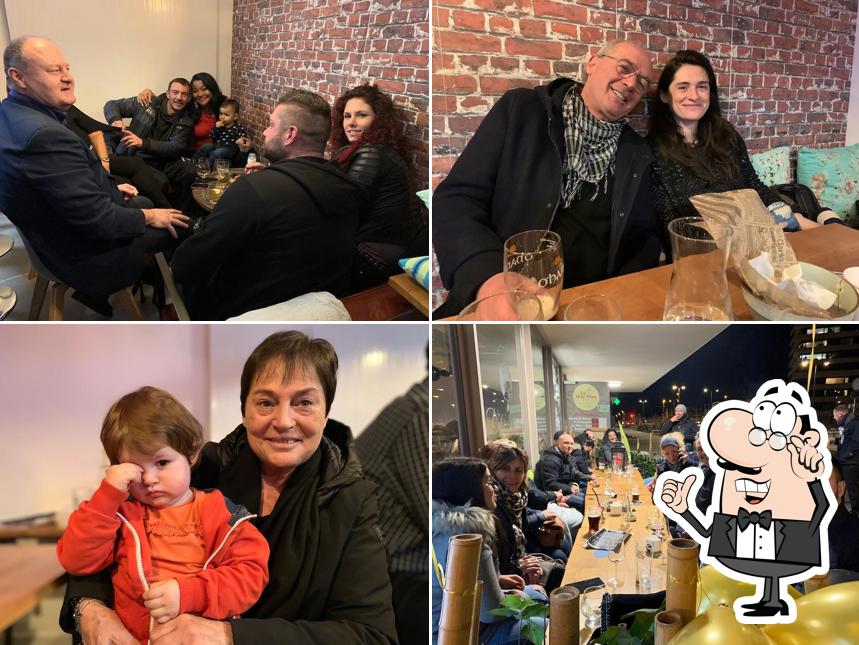 Siediti a un tavolo di Pub des Vergers