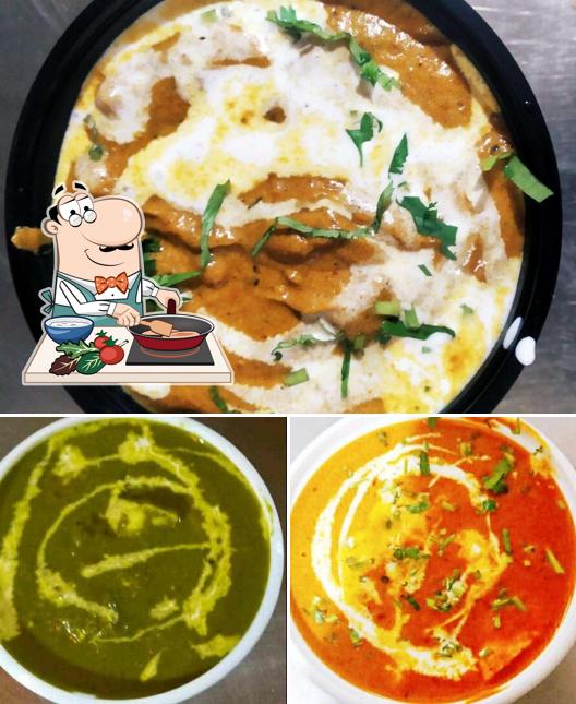 Chicken curry at Parathe Wale
