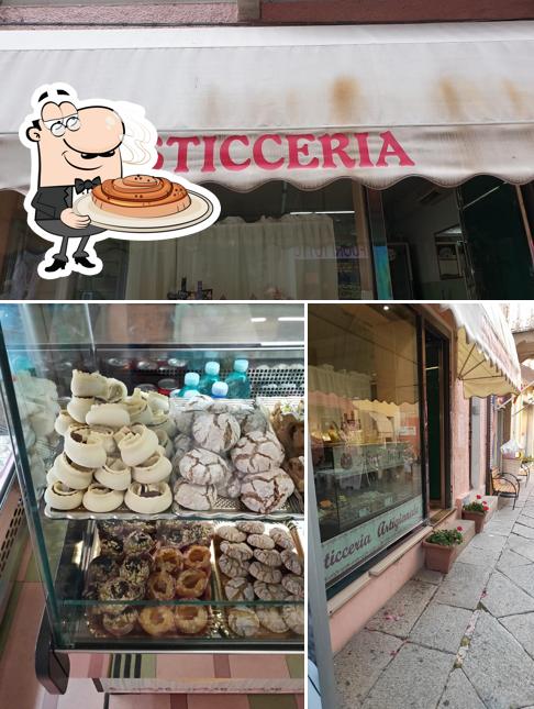 Guarda questa immagine di Pasticceria Abat Jour