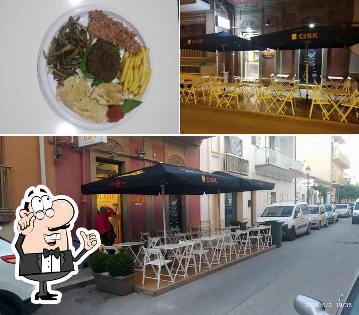 Aladin 2019 si caratterizza per la interni e cibo