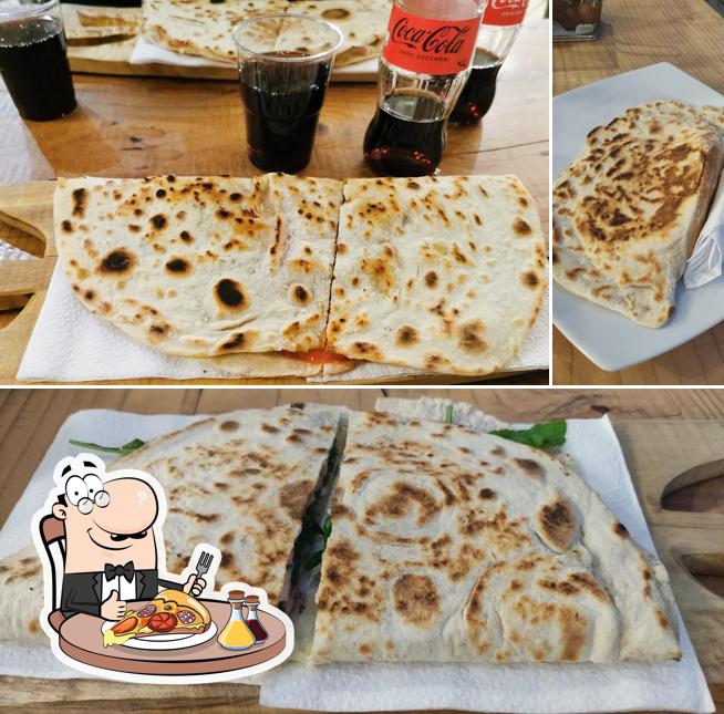 Prova una pizza a Piadineria del Borgo