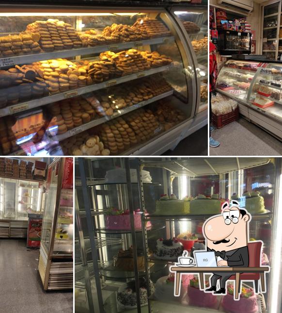 The interior of Pappu Bakery