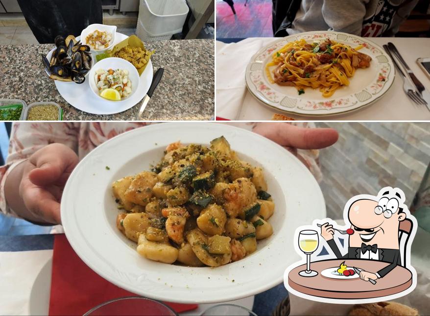 Cibo al Ristorante la Taverna Ceretana