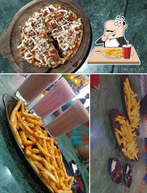 French fries at Café Paradise