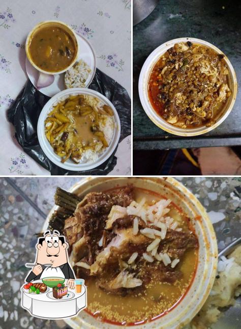 Hot and sour soup at Ronit Dhaba