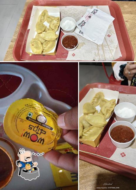 Food at Wow! Momo