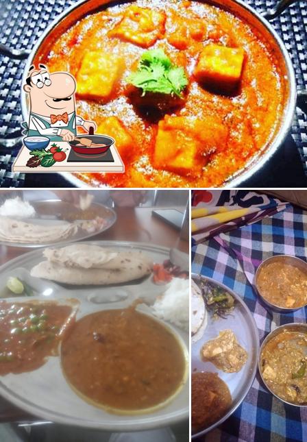 Chicken curry at Jagdish Veg Restaurant