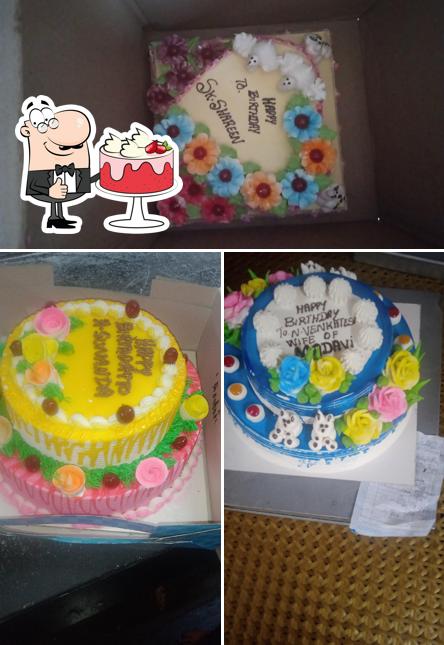 Red velvet cake at Gomathi Bakery and sweets