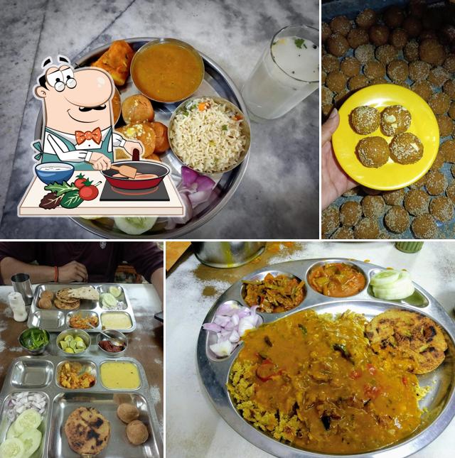 Chicken curry at Rajasthan bhojnalaya