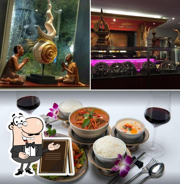 Ros‘Siam Thai Cuisine si caratterizza per la esterno e cibo