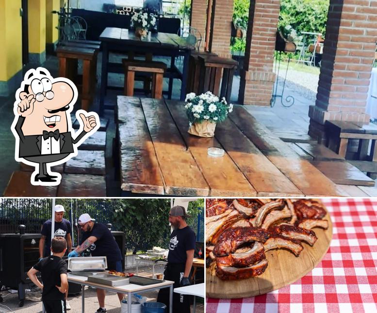 Siediti a un tavolo di SMOKIN' HOT BARBECUE - SMOKEHOUSE