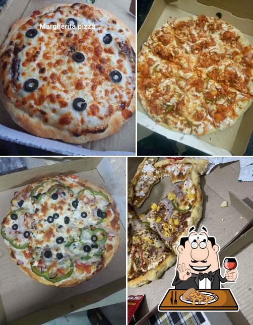 Order various variants of pizza
