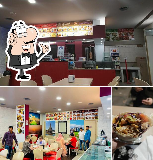 La foto di interni e cibo da Babul Bar & Restaurant
