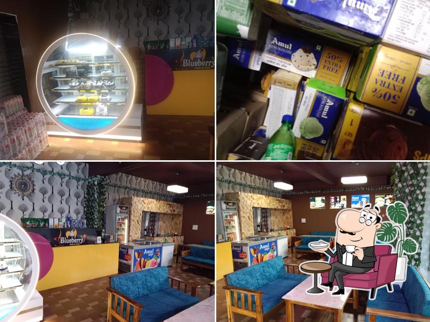 Blueberry Cake And Cafe