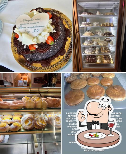 Platti al Pasticceria Tiffany
