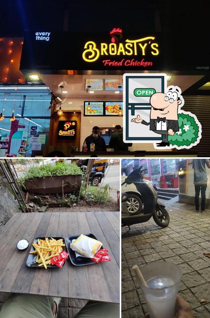 Check out how Broasty's Fried Chicken looks outside