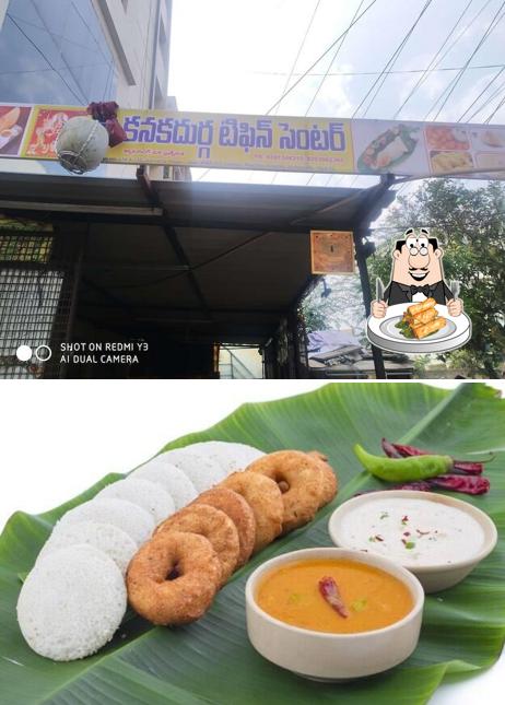 Spring rolls at Kanakadurga Tiffin Center