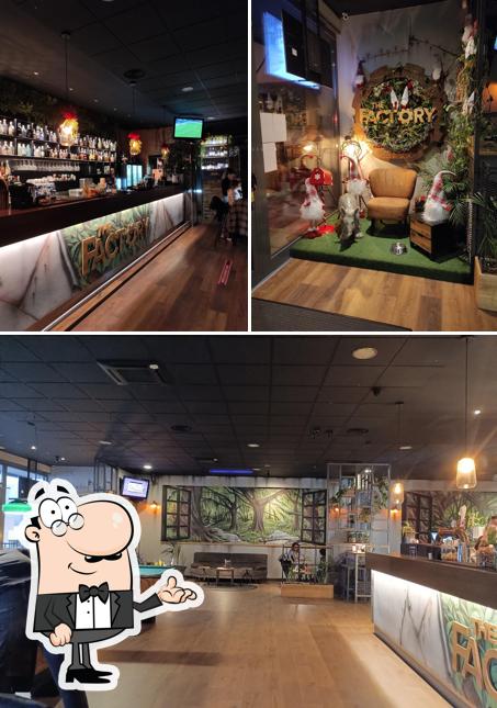 Dai un'occhiata agli interni di The Factory