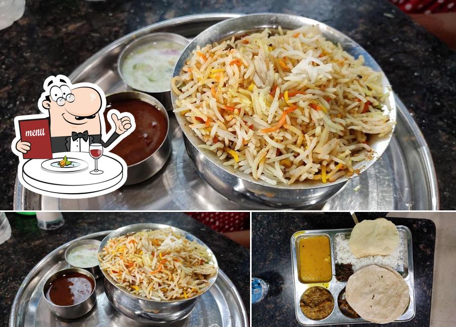 Food at Sai Romit Family Restaurant