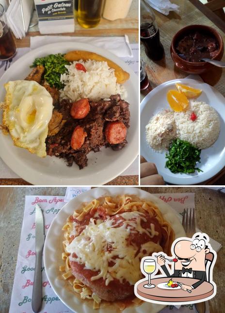 Platos en Jurassic Bar e Restaurante - O Roxo da Silva