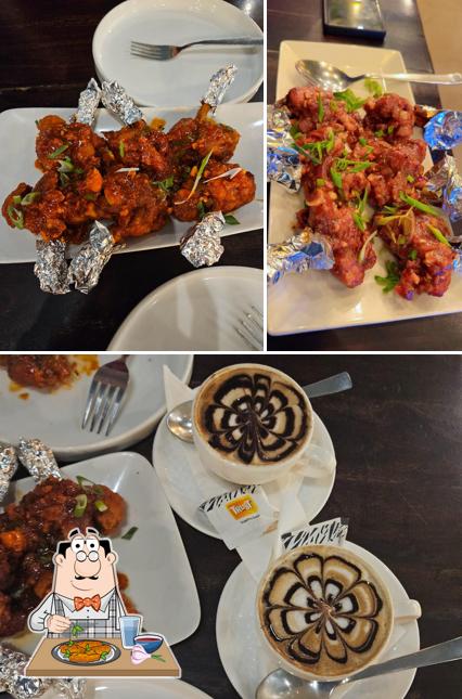 Chicken wings at Antares Cafe- आंतरेज़ कैफ़े