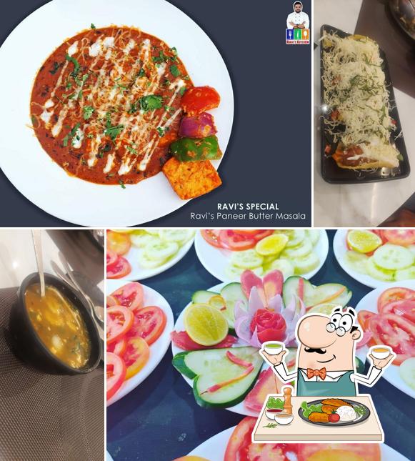 Food at RAVI'S KITCHEN