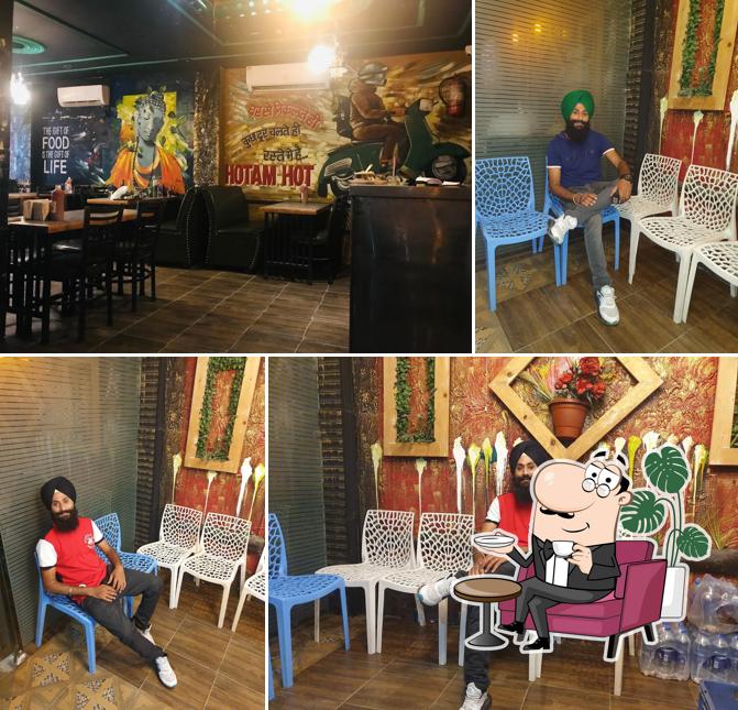 The interior of Hotam-Hot