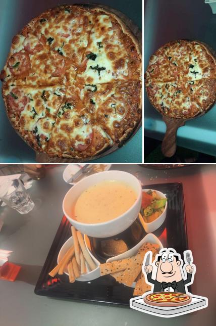 At THE LOVE LOCK CAFE, you can get pizza