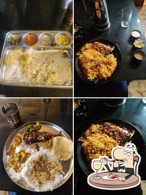 Food at Vandithaavalam Restaurant