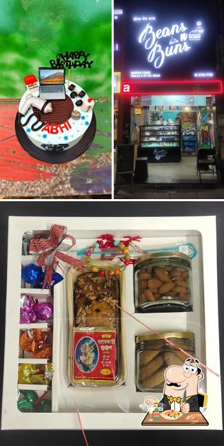 Food at Beans N Buns