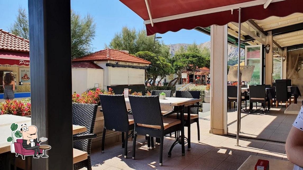 Gli interni di Bistro Strand