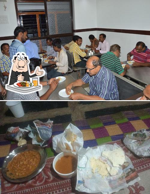 Meals at Hotel Haripriya